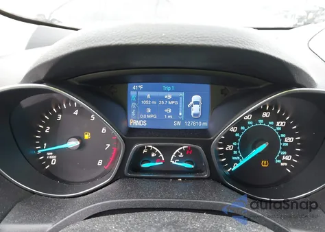 2014 Ford Escape S z USA, uszkodzony, nr VIN 1FMCU0F74EUB95618